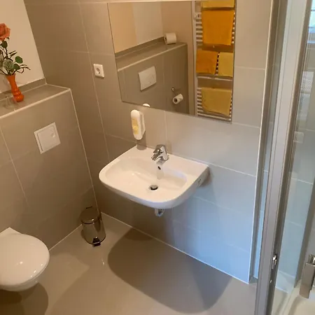 בית הארחה Loensches Gut 3*