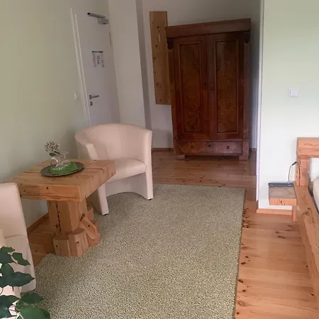 בית הארחה Loensches Gut 3*