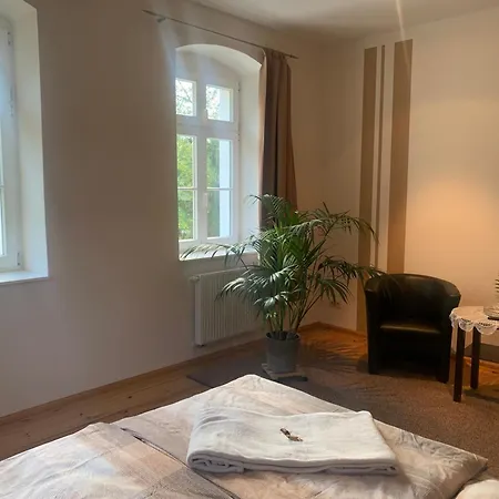 בית הארחה Loensches Gut 3*